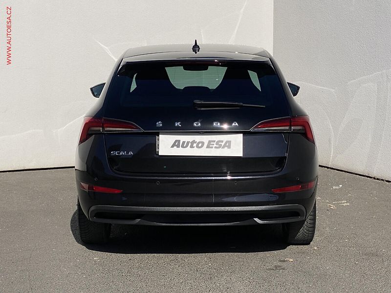 Škoda Scala (2022) 1.5 TSi, Style, DSG, navi - fotka 5 z 19