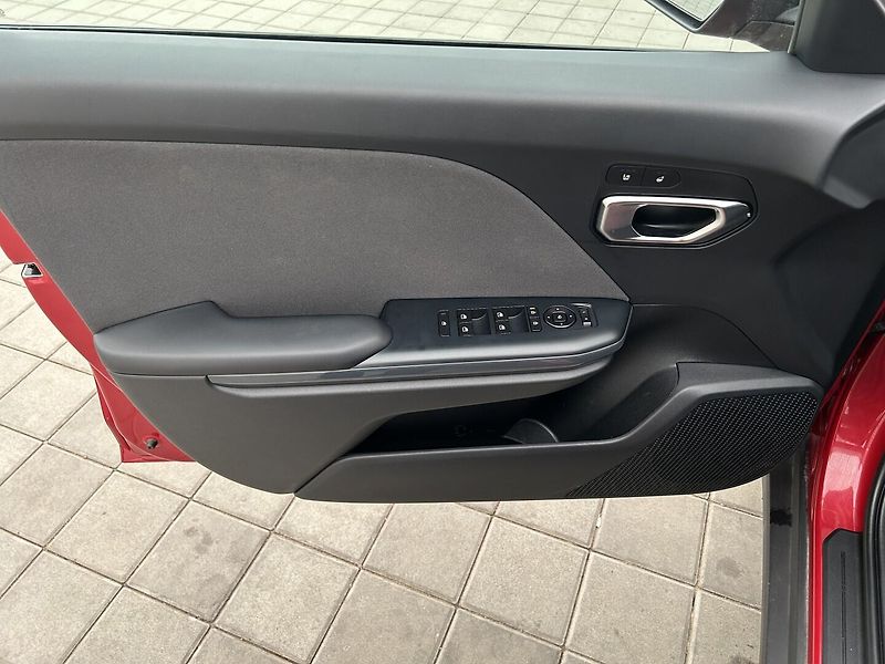 Kia K4 1.6 T-GDi EXCLUSIVE 110 KW (20 - fotka 6 z 26