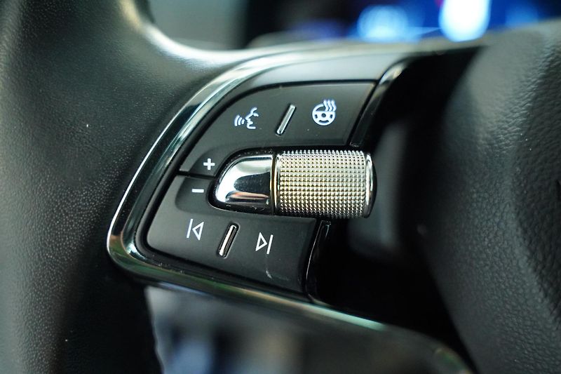 Škoda Karoq - fotka 15 z 25