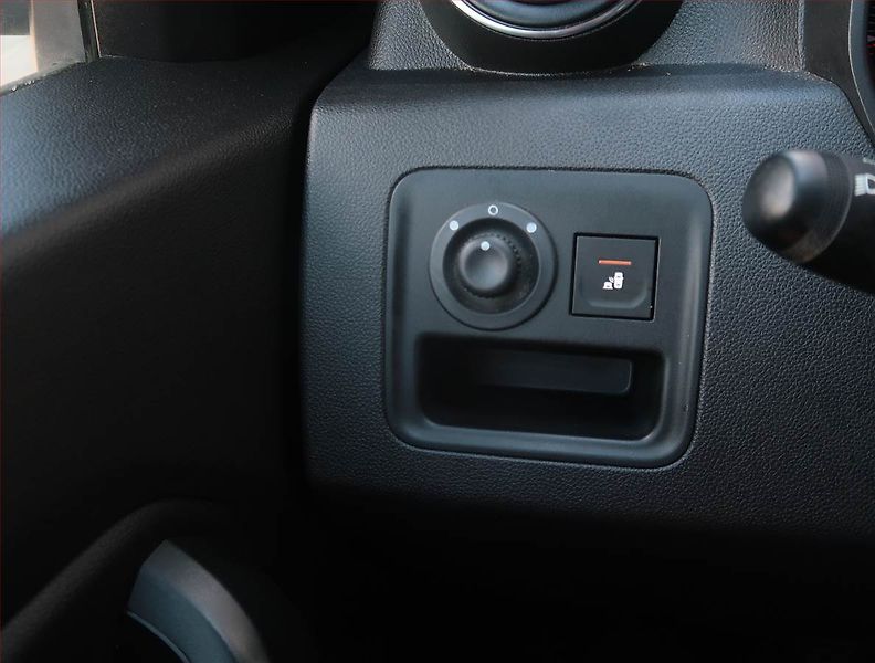 Dacia Duster (2018) 1.6 SCe, LPG, Navi, Tempomat - fotka 19 z 21