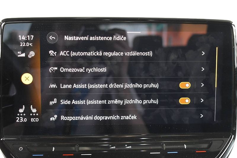 Volkswagen ID.4 (2022) 150kW - fotka 18 z 20