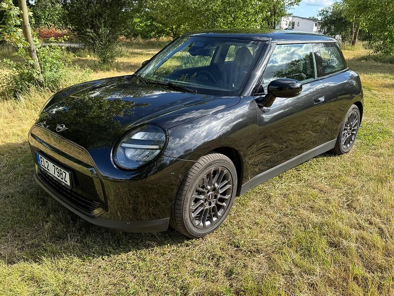Mini Cooper (2024) New  - fotka 5 z 21