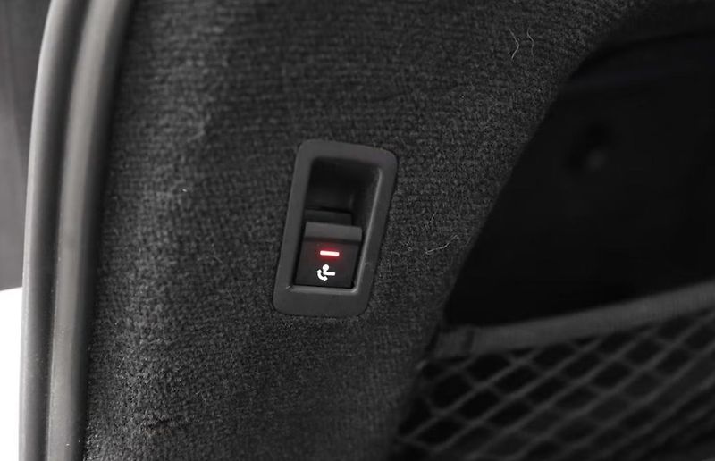 Audi A6 Avant 55 e TFSI Q Tažné Matrix Kam. - fotka 7 z 25