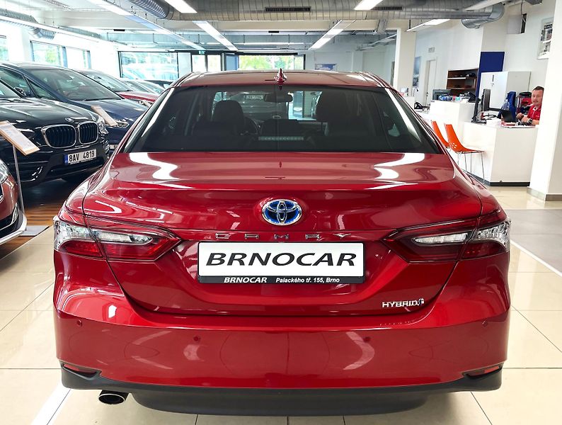 Toyota Camry 2.5 HEV, EXECUTIVE, ČR - fotka 5 z 28