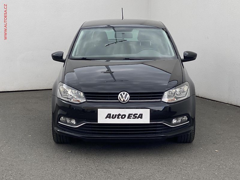 Volkswagen Polo (2014) 1.0 MPi, Fresh, +ALU - fotka 2 z 17