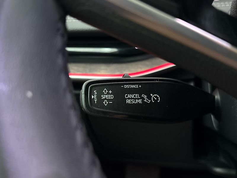 Škoda Superb L&K DSG - fotka 23 z 31