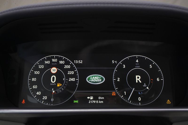 Land Rover Range Rover 4.4 SDW8 AUTOBIOGRAPHY MAX VOL - fotka 31 z 50