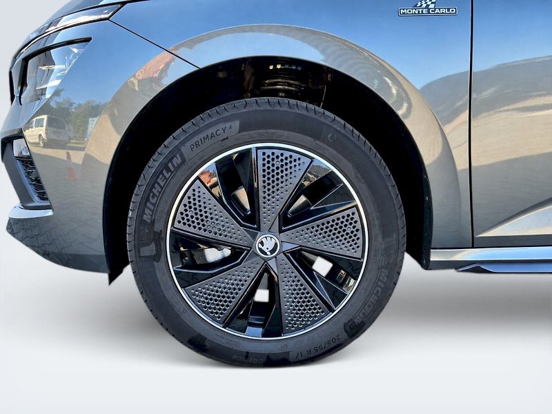 Škoda Kamiq (2026) 1.5 TSI DSG Monte Carlo - fotka 14 z 28