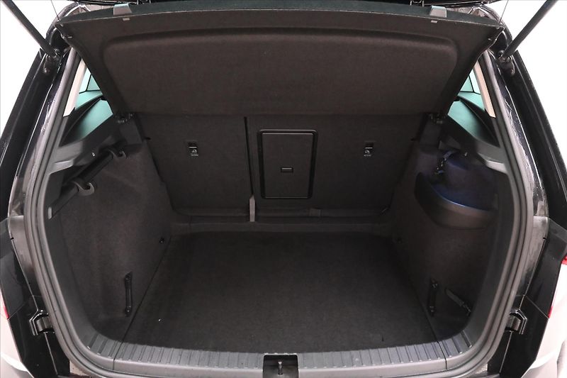 Škoda Karoq 1,5 TSI 110kW Business Záruka - fotka 10 z 31