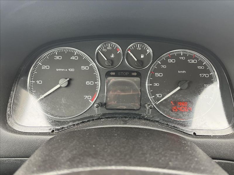 Peugeot 307 1,4 i KLIMA STK 1/28 - fotka 20 z 28