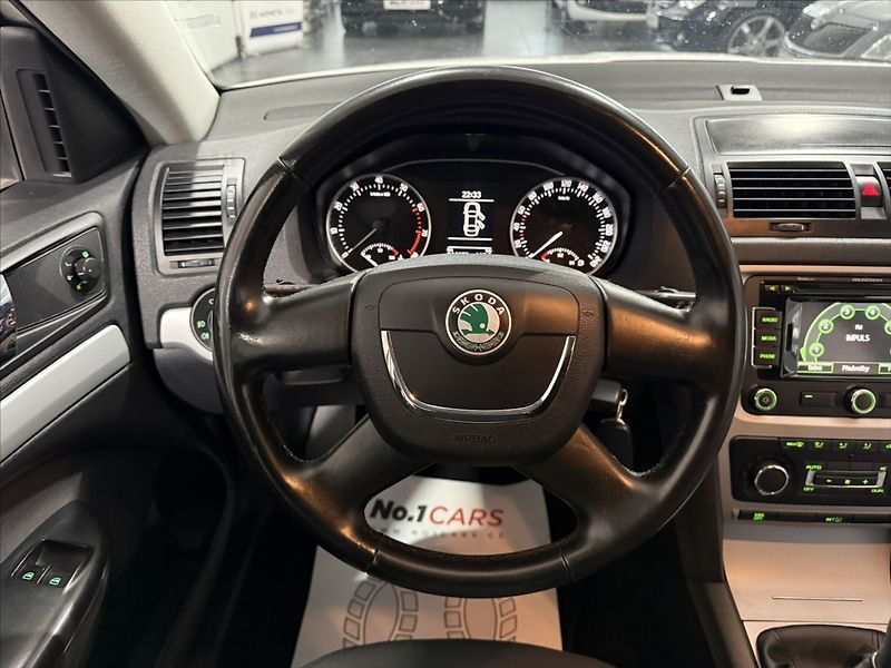 Škoda Octavia 1,2   TSI 77KW NOVÉ ROZVODY - fotka 19 z 31