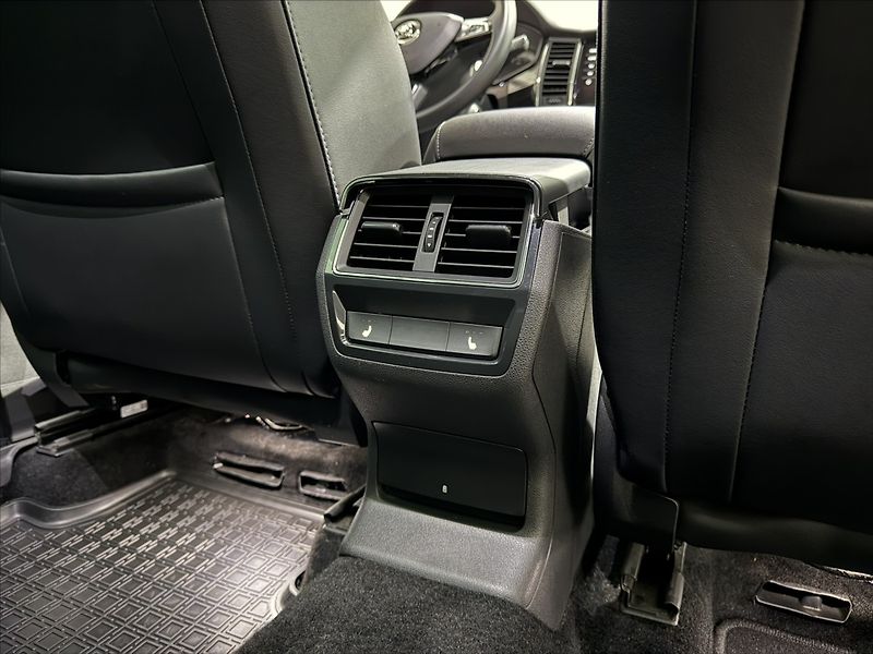 Škoda Kodiaq 2,0   TDI DSG 110KW STYLE PLUS - fotka 27 z 38