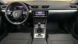 Škoda Superb 2.0 TDI Ambition Combi - náhled 8