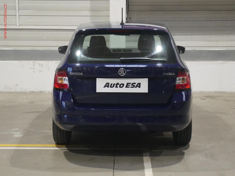 Škoda Fabia (2017) 1.0 TSI, ČR, AC, temp - fotka 5 z 16