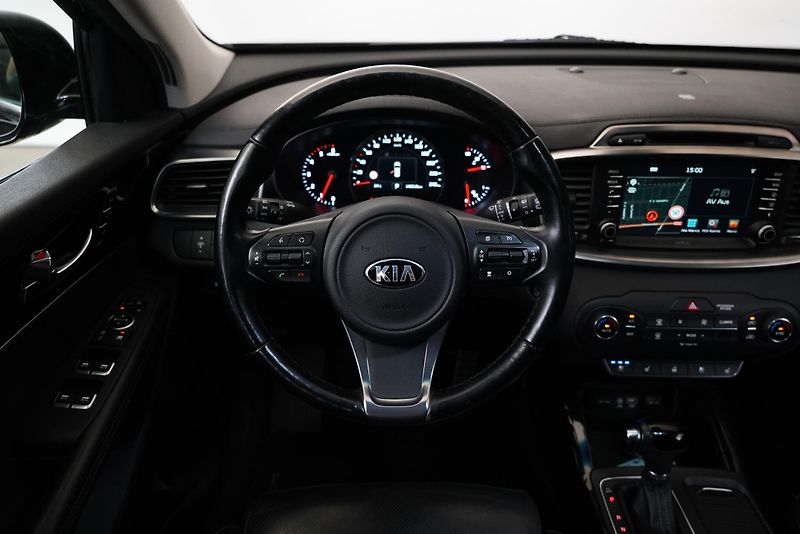 Kia Sorento - fotka 19 z 29