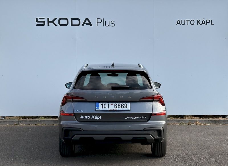 Škoda Kamiq (2026) Top Selection 1.0 TSI DSG - fotka 4 z 28
