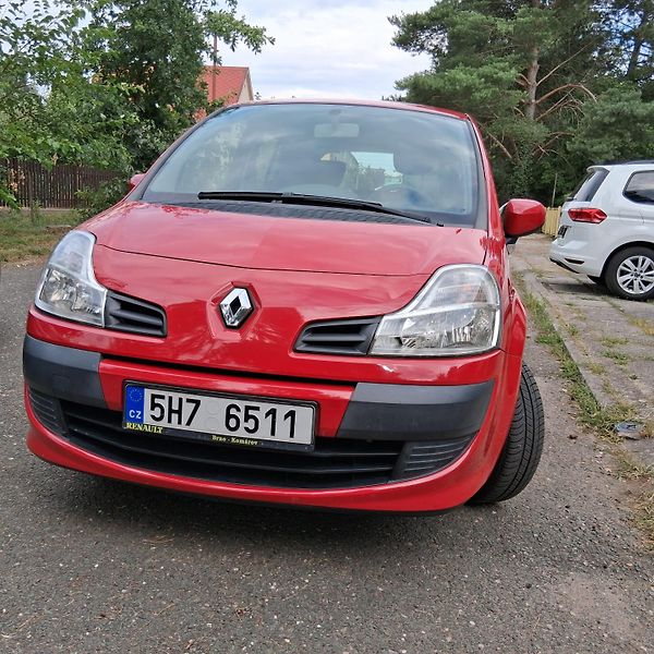 Renault Modus (2009) - fotka 1 z 20