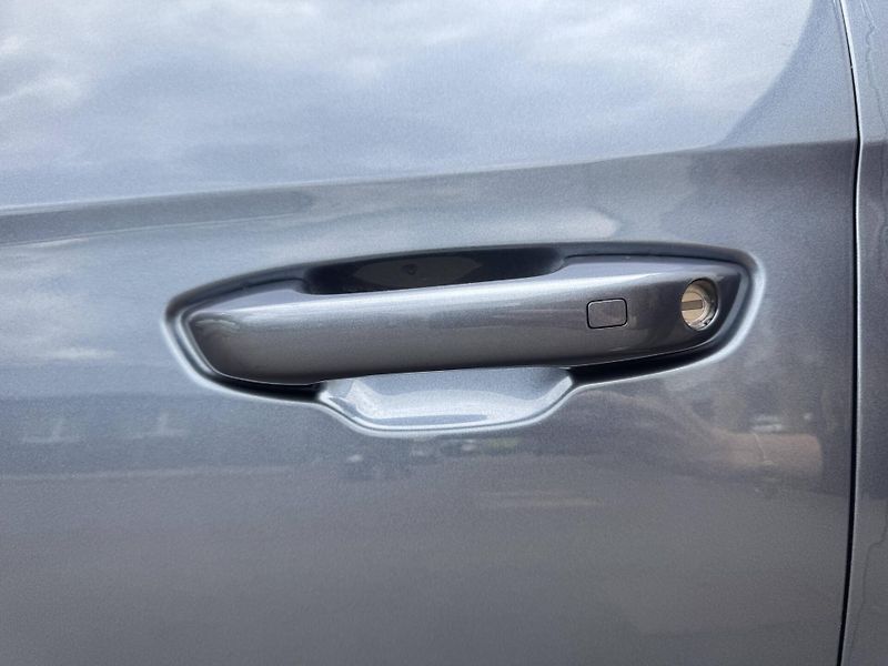 BYD Seal 5 DM-i (2026) Design 1,5 - fotka 17 z 30