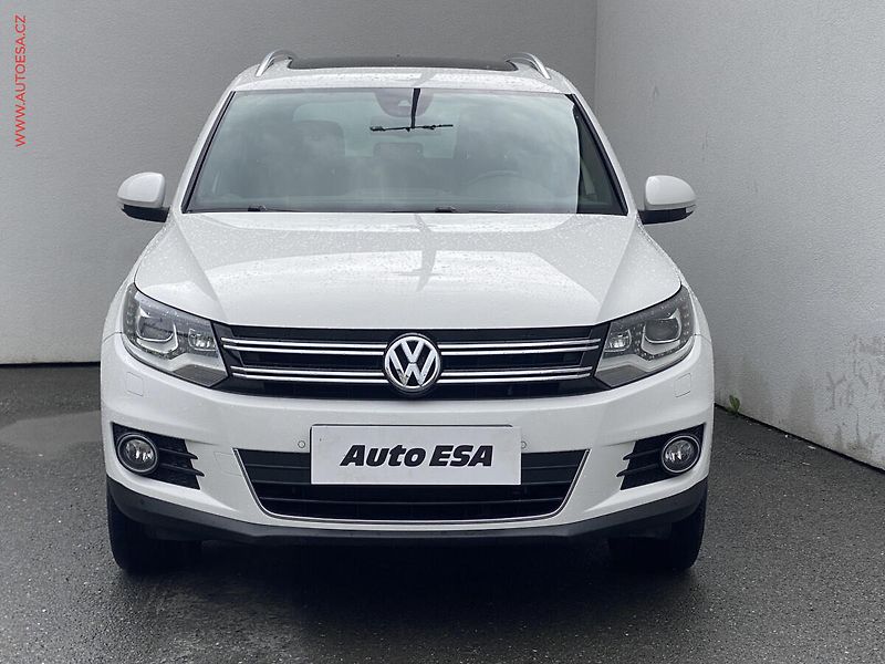 Volkswagen Tiguan (2013) 2.0 TDi 4x4, Life, DSG - fotka 2 z 15