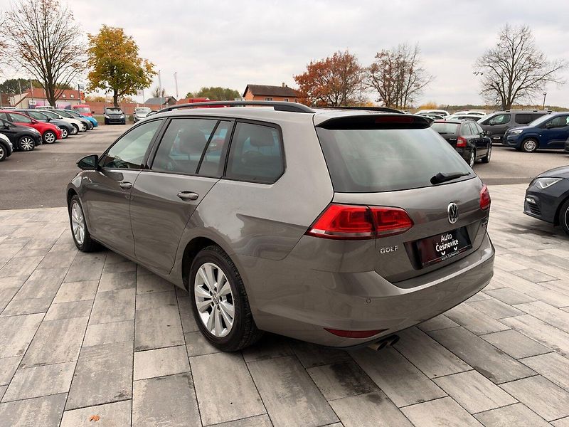 Volkswagen Golf (2015) Variant 1.6TDI 4Motion 81kW - fotka 7 z 37