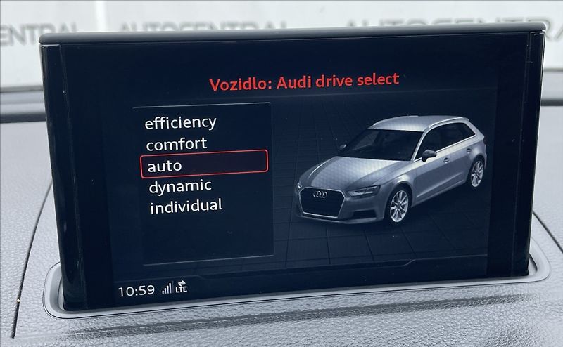 Audi A3 1,4 tsi S-line 110kw S-tronic - fotka 19 z 25