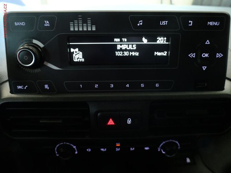 Citroën Berlingo (2020) 1.5HDi, 1.maj,ČR, AC, STK4/28 - fotka 14 z 17