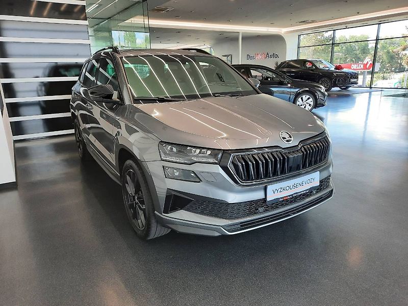 Škoda Karoq (2023) Sportline 2.0 TDI 4x4 (110kW/1 - fotka 30 z 30
