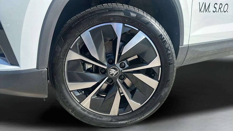 Škoda Karoq Top Selection 1,5 TSI 110kW MT - fotka 28 z 28