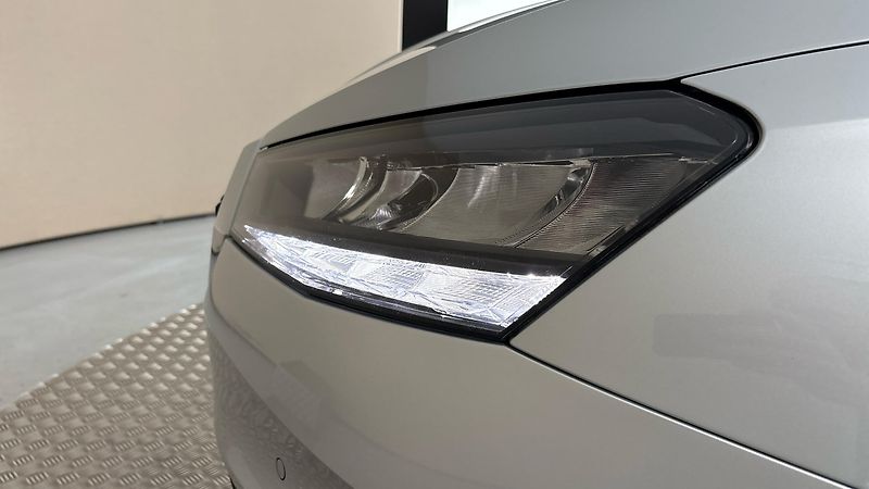 Škoda Fabia 1.0 TSI Style - fotka 18 z 23