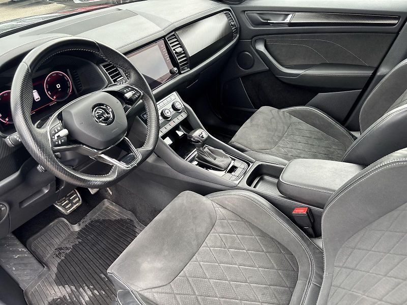 Škoda Kodiaq (2022) 2.0 TDI 4x4 DSG Sportline+ - fotka 7 z 33