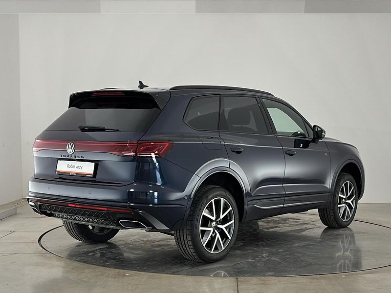 Volkswagen Touareg R-Line 4MOT - fotka 2 z 33