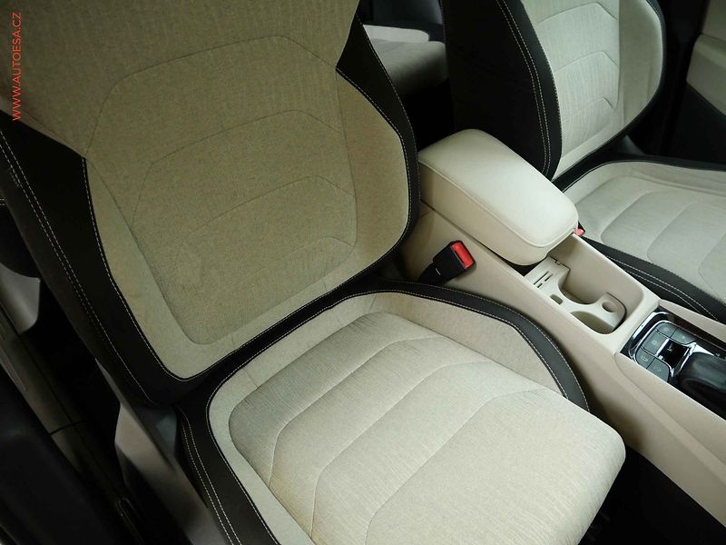 Škoda Kodiaq (2017) 2.0TDi 4x4, ČR, DSG, navi - fotka 12 z 24