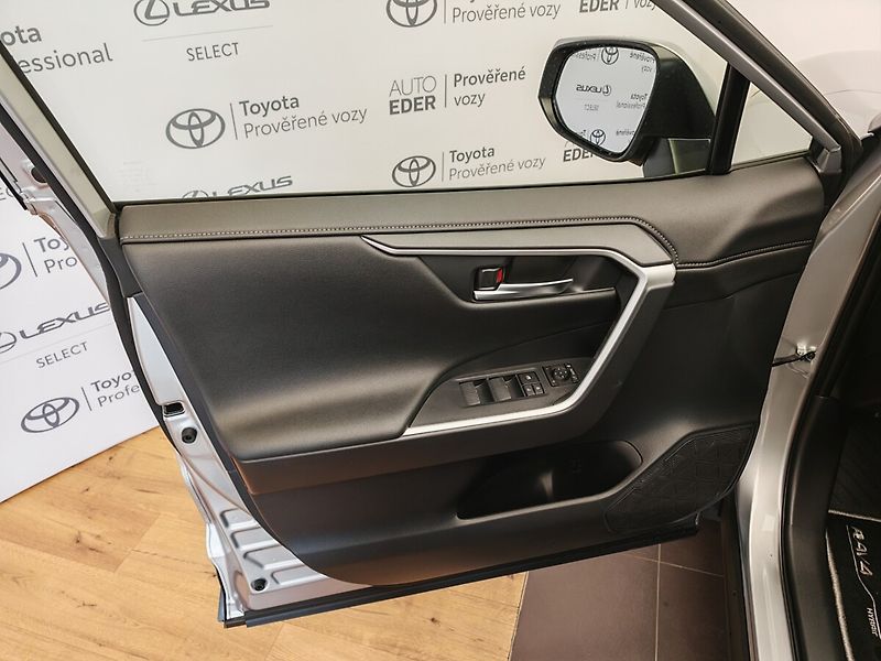 Toyota RAV4 2.5 Comfort Style 4x4 - fotka 11 z 38