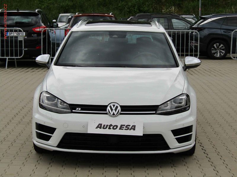 Volkswagen Golf (2015) 2.0TSi 4x4, R, DSG, bixen - fotka 2 z 24