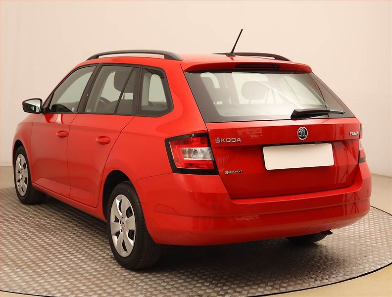 Škoda Fabia (2017) 1.0 TSI, ČR,1.maj, Serv.kniha - fotka 4 z 15