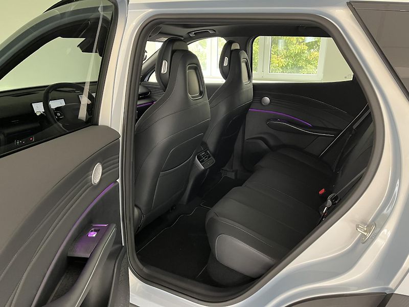 Omoda 7 (2026) 1.6 TGDI PREMIUM - fotka 10 z 25