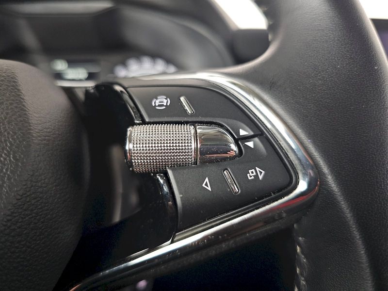 Škoda Scala (2023) 1.0TSi 81kW STYLE PLUS - fotka 10 z 32