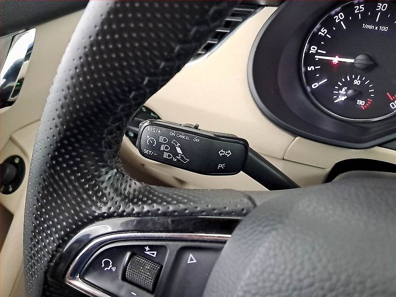 Škoda Octavia (2015) 2.0 TDI, 4X4, Serv.kniha - fotka 18 z 19