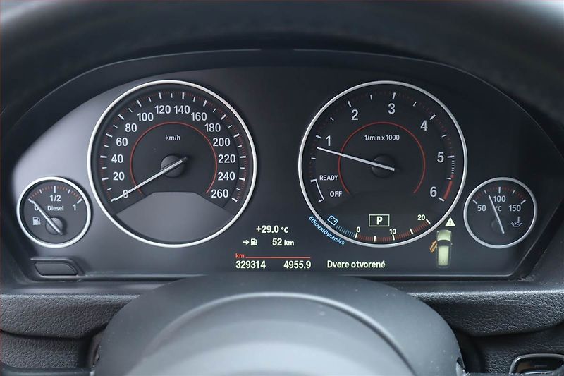 BMW Řada 3 (2015) 318 d, Automat, Serv.kniha - fotka 11 z 27