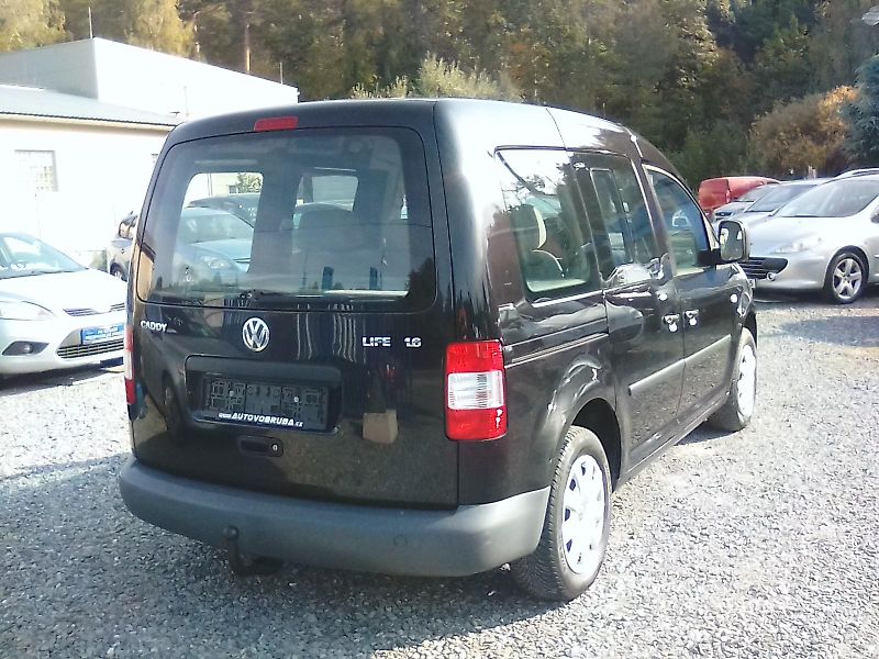Volkswagen Caddy (2005) 1.6i 16V, závěs - fotka 6 z 30