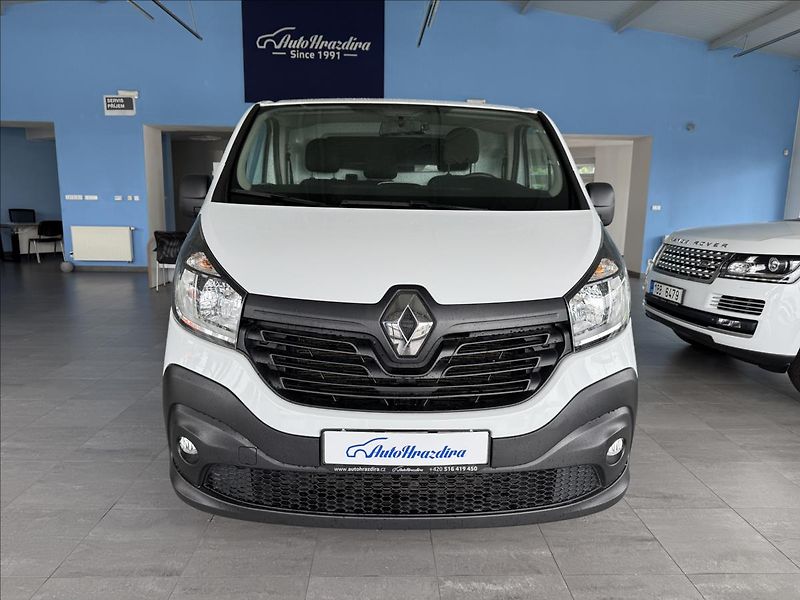 Renault Trafic 1,6   89kW,SERVISKA,2.MAJITEL - fotka 2 z 26