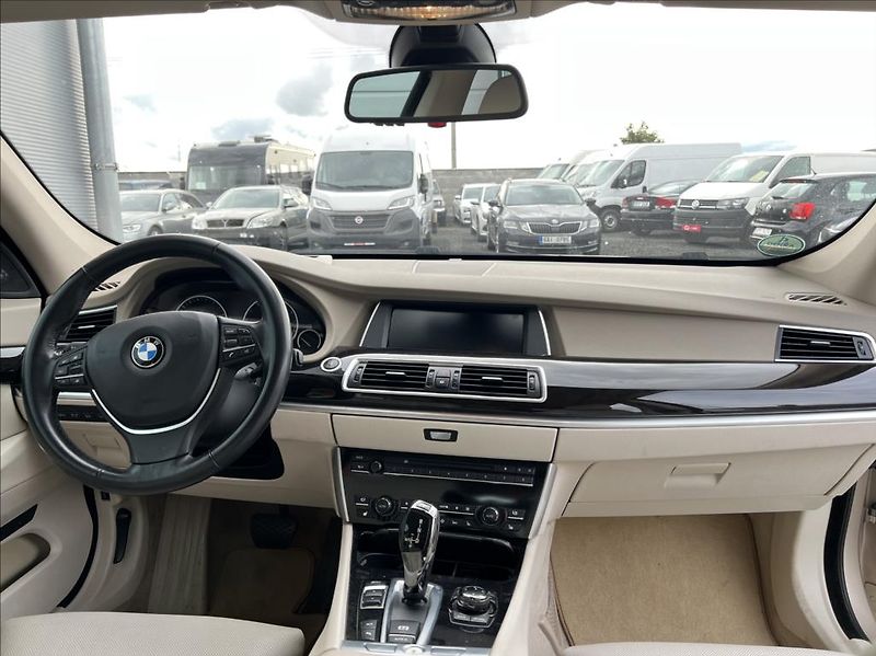 BMW Řada 5 535d GT 1.mai. nové ČR - fotka 22 z 34