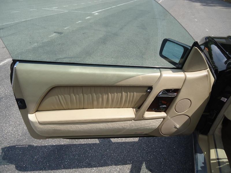 Mercedes-Benz SL (1995) SL 600 - fotka 17 z 21