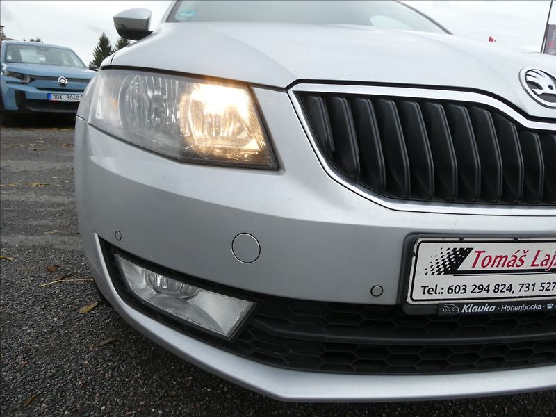 Škoda Octavia 1,4 TSi 110kW DSG, 2x Alu kola - fotka 5 z 42
