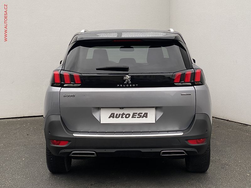 Peugeot 5008 (2018) 1.5 HDi, GT Line - fotka 5 z 18