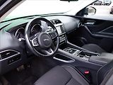 Jaguar F-Pace 2,0 20d AWD PRESTIGE - náhled 17