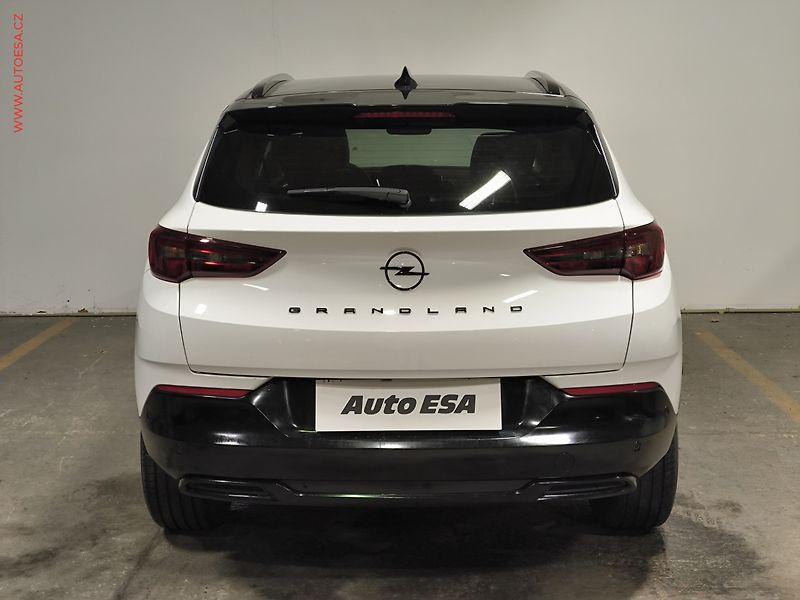 Opel Grandland (2022) 1.2T, 2.maj,ČR, GS Line - fotka 5 z 18