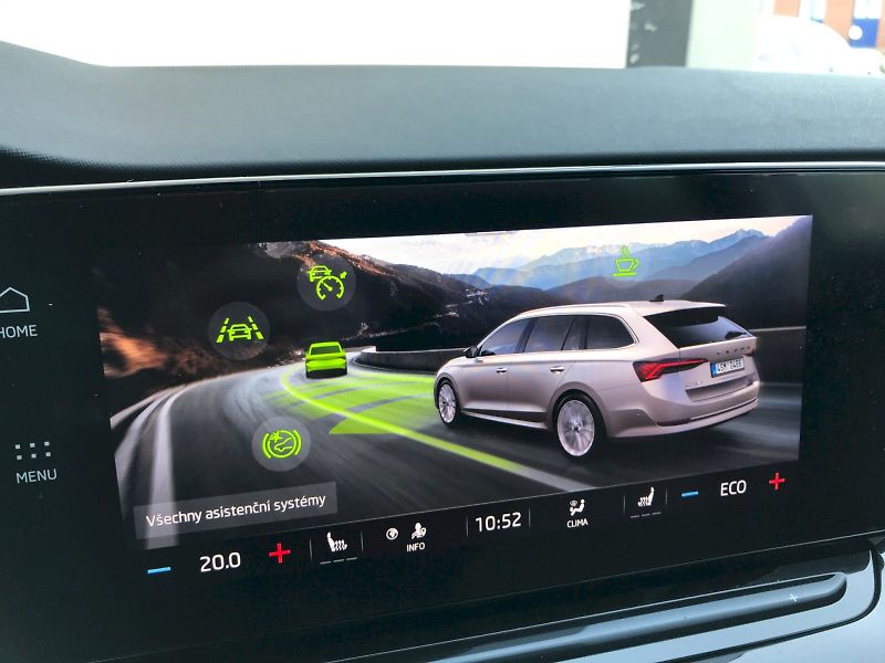 Škoda Octavia (2023) COM iV STY TS 150/1.4 A6F - fotka 22 z 25