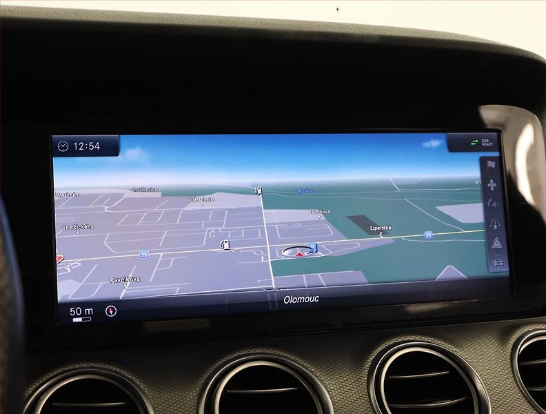 Mercedes-Benz Třídy E (2017) E 220 d, Automat, Kůže, Navi - fotka 25 z 26