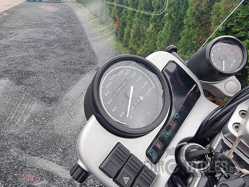 BMW R 1100 R (1996) - fotka 9 z 9